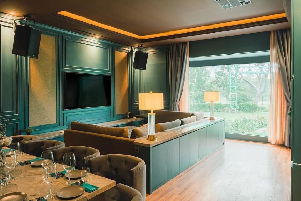 Suasana Restoran Fine Dining - Midaz Restaurant and Lounge by LDS Group