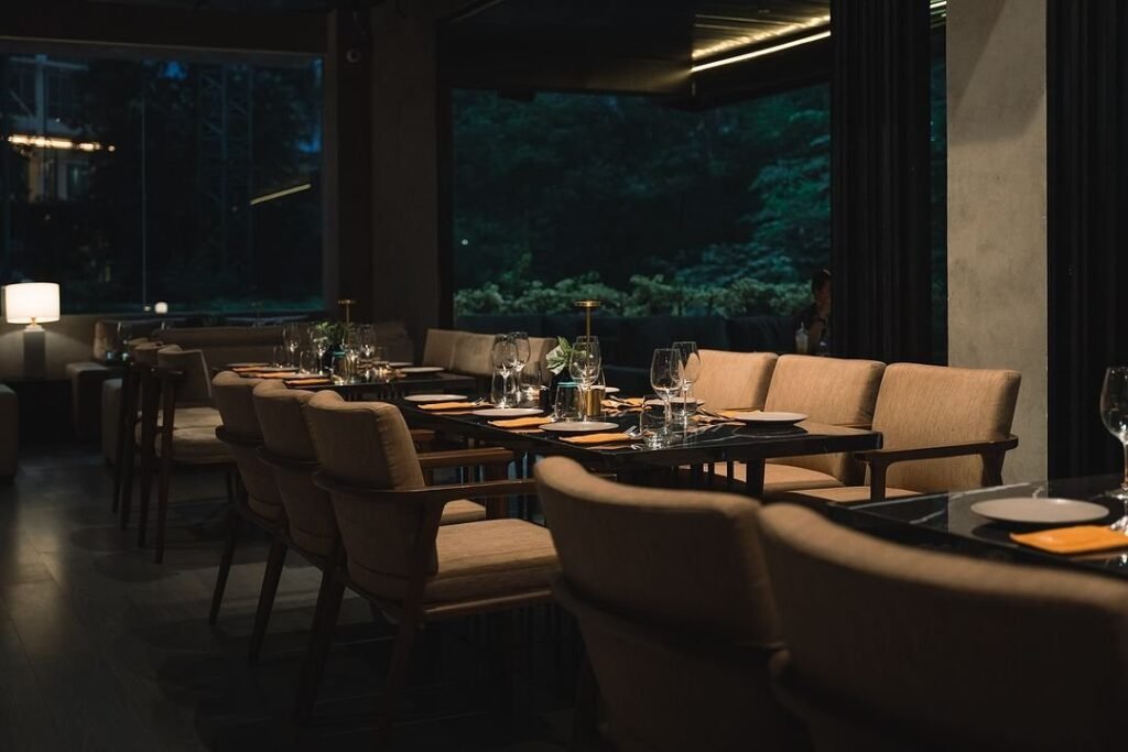 Suasana Restoran Fine Dining di Jakarta - Midaz Restaurant and Lounge by LDS Group